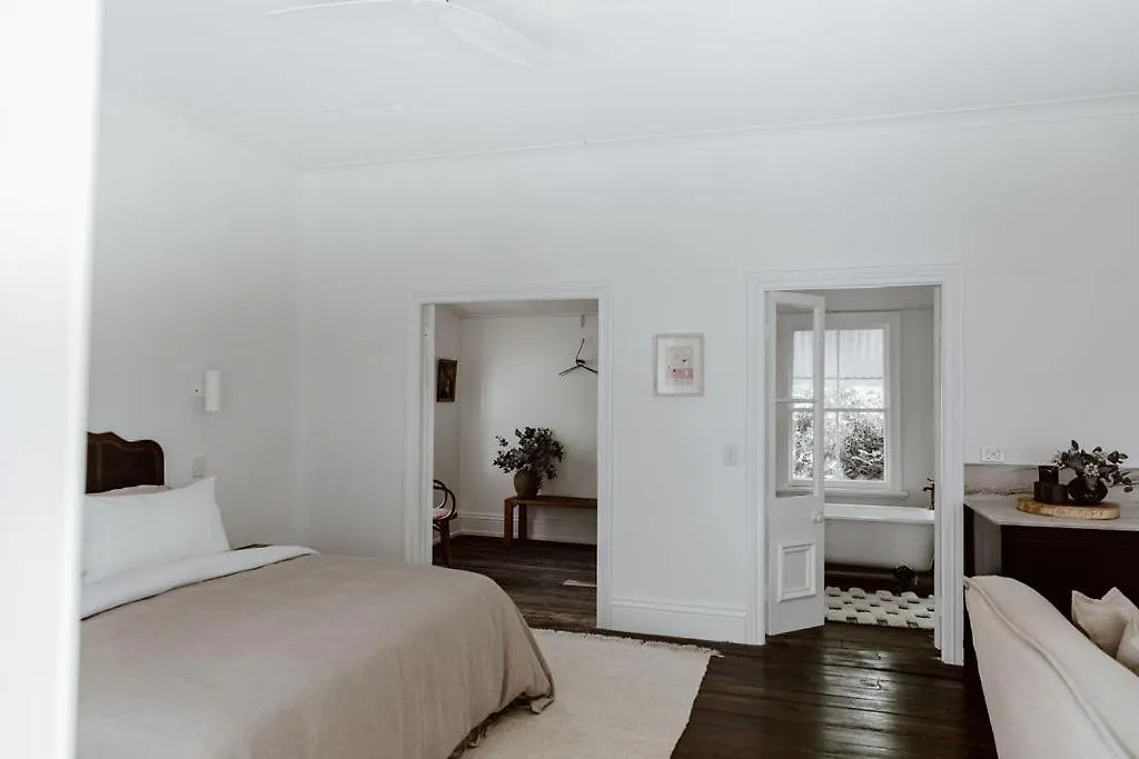 The Postman'S Cottage - Hinterland Luxury Montville